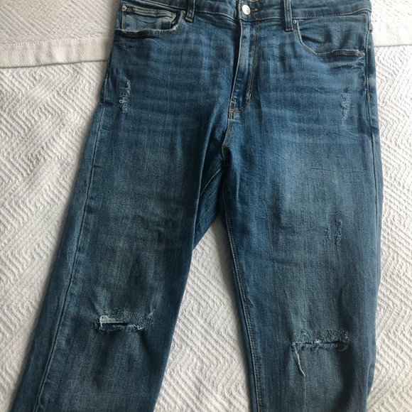 Zara Women’s High Rise Skinny Distressed Jeans - Picture 5 of 5